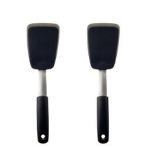 Turner flexível de silicone OXO Good Grips (conjunto de 2) Turner flexível de silicone OXO Good Grips (conjunto de 2)