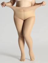 Um par de meias pretas femininas plus size moda plus size meia-calça