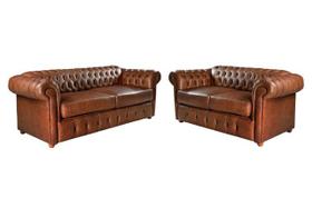 Um Sofá 3 Lugares 230cm + Sofá 2 Lugares 180cm Chesterfield Bourbon LUIZ XV - Corano Marrom - Novo Encanto