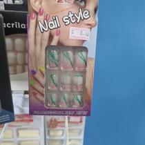 Unhas postiças nail art