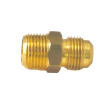 União de Redução Latão 3/8" NPTM x 3/8" SAEM