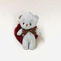 Ursinho Pelucia Love Pompom nas costas Varias Cores Lembrancinha Ursinho Pelucia Love Pompom nas costas Varias Cores Lembrancinha
