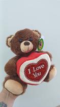 Urso Caco Marrom Presente Coração 'I LOVE YOU' 21 cm de Pelúcia - Presente Romântico