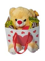 Urso com Coração Fofo na Sacolinha + Bombons Presente Romântico Urso com Coração Fofo na Sacolinha + Bombons Presente Romântico