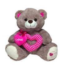 Urso de Pelúcia com Coração Amor - 34 cm - Fizzy