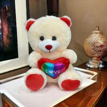 Urso de Pelúcia com coração brinquedo super fofo 21 cm/s para cestas - Bonete importadora