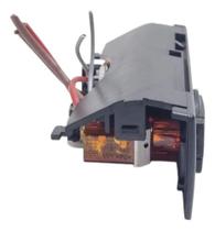 USADO: Acabamento Tomada 12v E Isqueiro Audi A7 3.0 Sportback 10/14 USADO: Acabamento Tomada 12v E Isqueiro Audi A7 3.0 Sportback 10/14