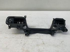 USADO: Difusor Ar Central Esquerdo Honda Hrv 1.5 Exl 2022 2025 USADO: Difusor Ar Central Esquerdo Honda Hrv 1.5 Exl 2022 2025