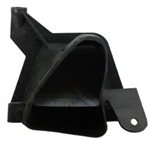 USADO: Duto Esquerdo Parabrisa Ford Escort Verona 1993 1996 USADO: Duto Esquerdo Parabrisa Ford Escort Verona 1993 1996