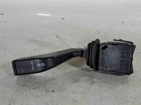 Usado: INTERRUPTOR DA CHAVE DE SETA Chevrolet AGILE 1.4 2011 Usado: INTERRUPTOR DA CHAVE DE SETA Chevrolet AGILE 1.4 2011