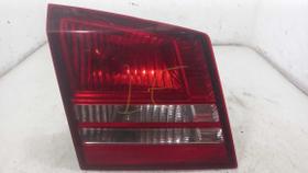 Usado: LANTERNA DA TAMPA ESQUERDA Dodge JOURNEY 2.7 2009 Usado: LANTERNA DA TAMPA ESQUERDA Dodge JOURNEY 2.7 2009
