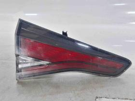 Usado: LANTERNA DA TAMPA ESQUERDA Renault STEPWAY 1.6 2020 Usado: LANTERNA DA TAMPA ESQUERDA Renault STEPWAY 1.6 2020