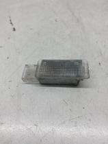 USADO: Luz Cortesia Porta Luvas Tiguan 2012 A 2016 6l0947565 USADO: Luz Cortesia Porta Luvas Tiguan 2012 A 2016 6l0947565