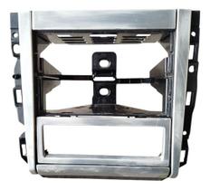 USADO: Moldura Painel Central Aço Escovado Vw Golf 2007 C Detalhe Preto USADO: Moldura Painel Central Aço Escovado Vw Golf 2007 C Detalhe Preto