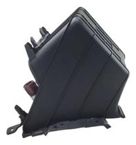 USADO: Porta Objetos Console Central Tracker 2017 2022 USADO: Porta Objetos Console Central Tracker 2017 2022