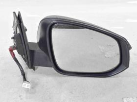 Usado: Retrovisor eletrico direito toyota rav4 2.0 2014 Usado: Retrovisor eletrico direito toyota rav4 2.0 2014