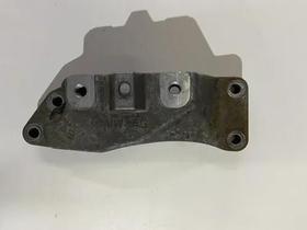 USADO: Suporte Calço Motor Vw Jetta Polo Virtus USADO: Suporte Calço Motor Vw Jetta Polo Virtus