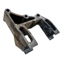 USADO Suporte Coxim superior cambio dodge journey 2.7 2009 2010 USADO Suporte Coxim superior cambio dodge journey 2.7 2009 2010