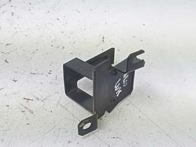 USADO: Suporte Sensor Impacto Strada Siena Palio Wk 46451284 Cx041 USADO: Suporte Sensor Impacto Strada Siena Palio Wk 46451284 Cx041