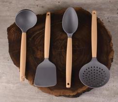Utensílio de Cozinha kit/conj 4pçs Sofisticação e Requinte. Muito Resistente. Utensílio de Cozinha kit/conj 4pçs Sofisticação e Requinte. Muito Resistente.