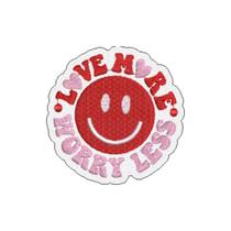 V0009-002 Love More Worry Less Patch Bordado 4x4cm V0009-002 Love More Worry Less Patch Bordado 4x4cm