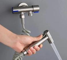 Válvula de Controle Duplo 1 Entrada e 2 Saídas Cromado F-437 Saint Plus