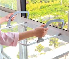 Varal Portátil De Janela Apartamento Varanda Seca Roupas Retrátil