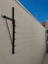 Varal retratil de parede muro mão francesa alfa varal Varal retratil de parede muro mão francesa alfa varal