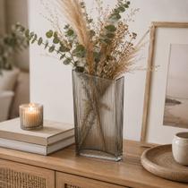 Vaso Alto Decorativo Vidro Fumê Eucalipto e Flores Secas Vaso Alto Decorativo Vidro Fumê Eucalipto e Flores Secas