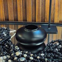 Vaso Bojudo Achatado P Black Cerâmica Fosco Elegante. Vaso Bojudo Achatado P Black Cerâmica Fosco Elegante.