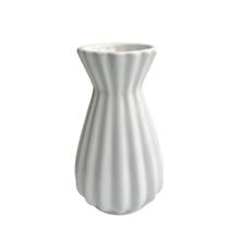 Vaso centro de mesa branco pequeno de cerâmica moderno