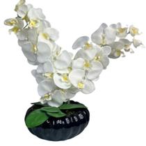 Vaso centro de mesa ikebana preto luxo com arranjo Orquídea