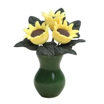 Vaso de girassol em miniatura Dollhouse com flores de resina em escala 1:12