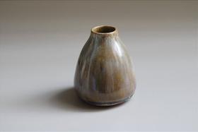 Vaso de Mesa Cerrado Baixo em Cerâmica Artesanal