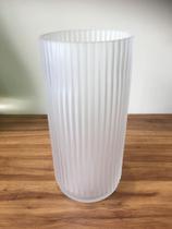Vaso de vidro canelado branco 25x11,3