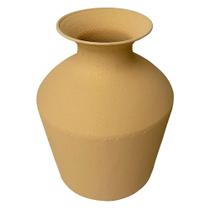 Vaso decorativo em metal mostarda 29cm