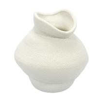 Vaso decorativo organico de ceramica branco 26x26cm