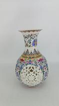 Vaso Decorativo Porcelana Branco e Floral c/ Furos 27x18cm