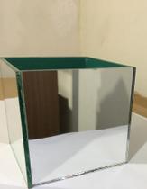 Vaso Decorativo Tipo Aquário em Espelho Pequeno - 8x8,5 cm Vaso Decorativo Tipo Aquário em Espelho Pequeno - 8x8,5 cm