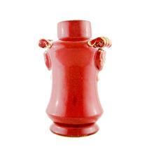 Vaso em cerâmica, de estilo rústico e na cor vermelho terroso (20 x 16 x 28 cm)