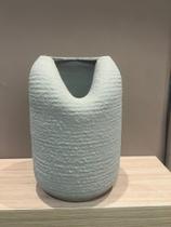 vaso em cerâmica dolamita na cor cinza 25x12x12cm