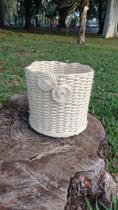 Vaso G para flor em sisal base emborrachada se molhar sem problemas . Vaso G para flor em sisal base emborrachada se molhar sem problemas .