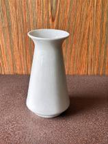 Vaso Gaia de Porcelana - Tamanho M Vaso Gaia de Porcelana - Tamanho M