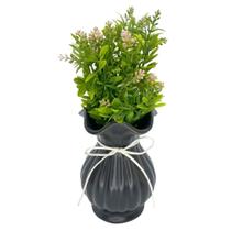 Vaso Preto De Cerâmica Com Laço E Planta