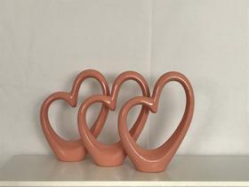 Vasos decorativos de ceramica - trio de corações - cor de rosa