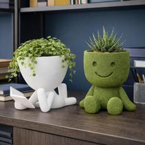 Vasos Decorativos Kit Plantador Robert Feliz e Lendo 14cm Kit 2 unidades Vasos Decorativos Kit Plantador Robert Feliz e Lendo 14cm Kit 2 unidades