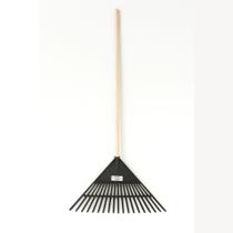 Vassoura Jardim Plástica Preta 22 Dentes com Cabo - Gerplast Vassoura Jardim Plástica Preta 22 Dentes com Cabo - Gerplast