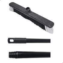 Vassoura Pelo Sintético 40cm com Cabo de Metal Preto 1,20m Leve, Resistente e com Rosca Universal