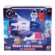 Veiculo e Mini Figura Onibus e Rover Espacial Fun