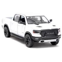 Veiculo miniatura Dodge Ram carrinho que abri porta Veiculo miniatura Dodge Ram carrinho que abri porta